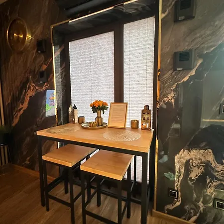 Golden Eagle Luxury - Granary Island- Old Town Gdansk