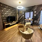 Golden Eagle Luxury - Granary Island- Old Town * 그단스크