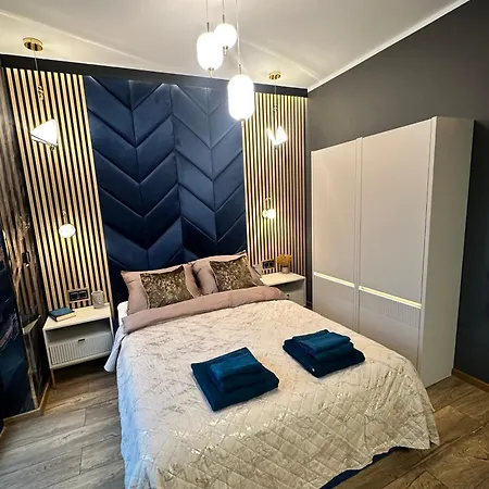 Apartamento Chmielna 110b Stare Miasto, Golden Eagle