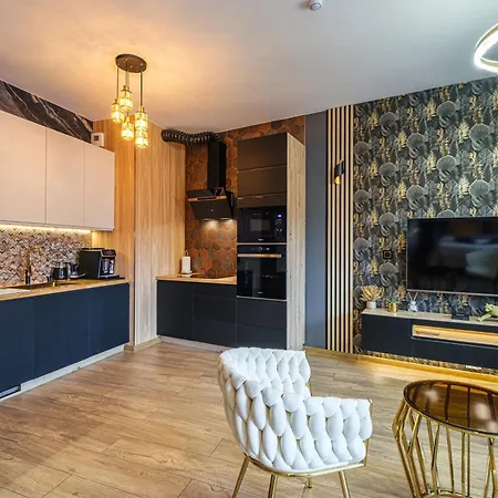 Golden Eagle Luxury - Granary Island- Old Town *
