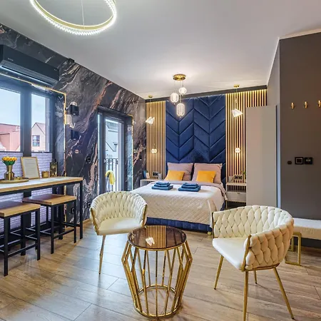 Golden Eagle Luxury - Granary Island- Old Town Gdańsk